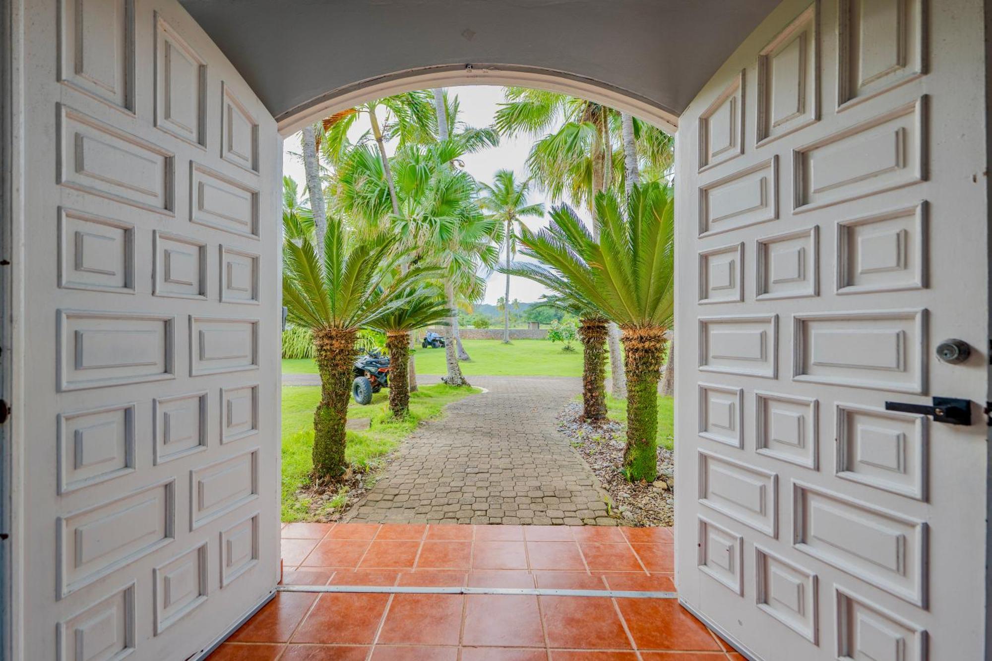 Palm House - Luxury Villa - Samana - Ocean Front Санчес Экстерьер фото